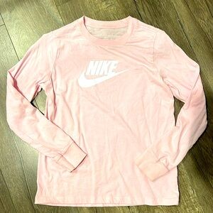 Girls Nike long sleeve pink shirt. Size large